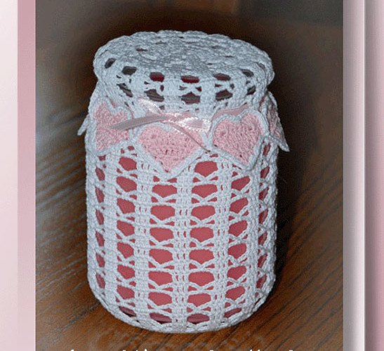 Ring of Hearts Candle Cover   <br /><br /><font color=